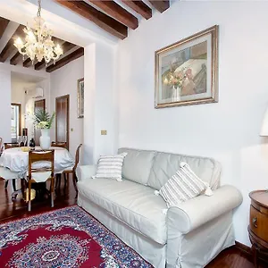 Residenza Calle Larga San Marco Apartment